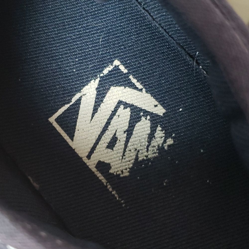 Vans   - Picture 5 of 8